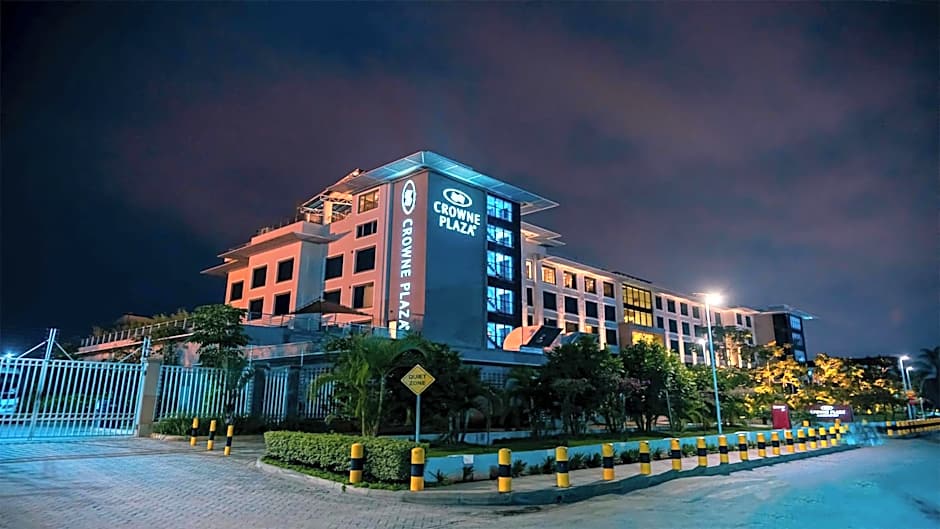 crowne plaza nairobi airport